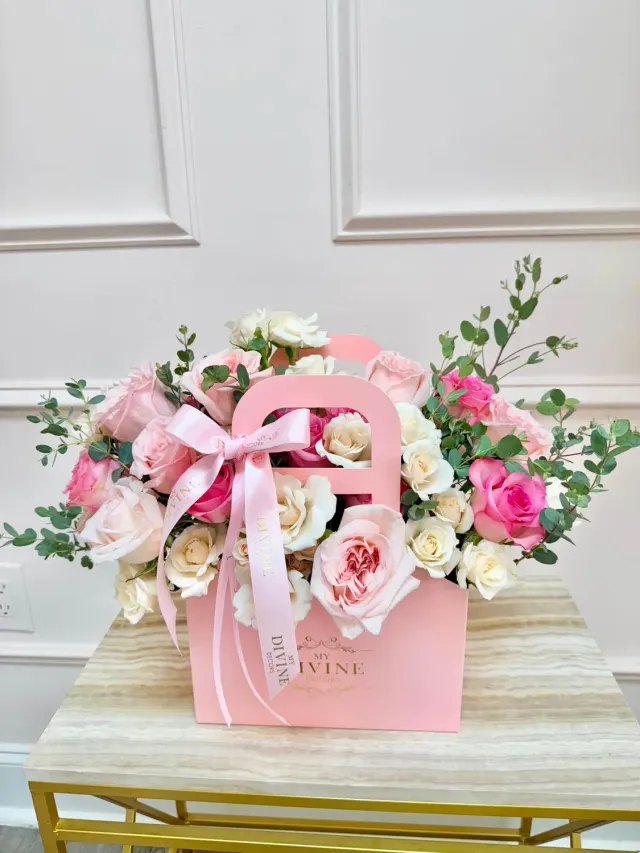 Bloom Signature Bag