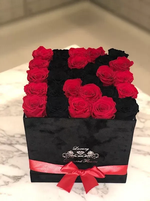 Beverly Hills Personalized Black Velvet box