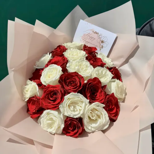 Rose Bouquet 50 Stems
