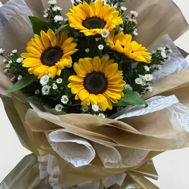 Sunflower bouquet