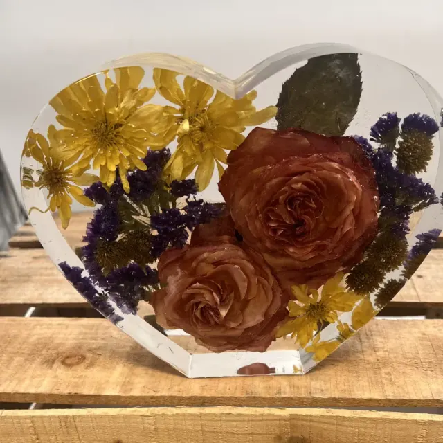 Preserved Flowers Resin Heart