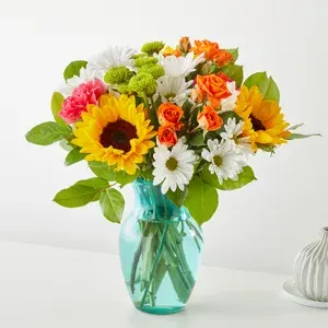 V5519: Sun-Drenched Blooms Bouquet