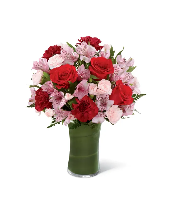 The FTD Love In Bloom Bouquet