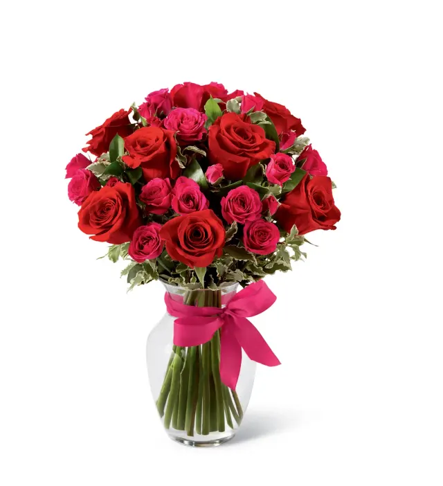 The FTD Love-Struck Rose Bouquet