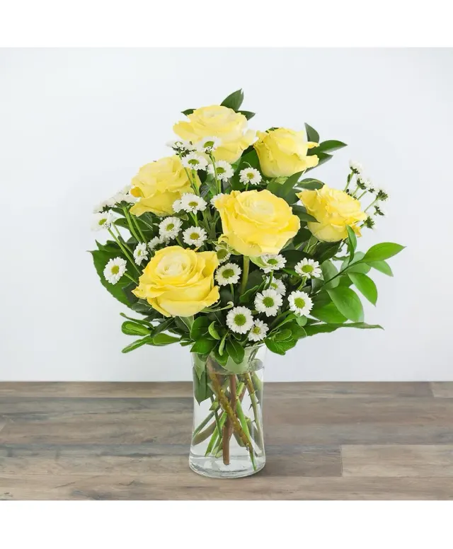 Yellow Roses With Daisies