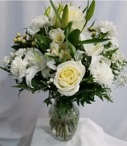 Gesture of Love White Fhf-S6412