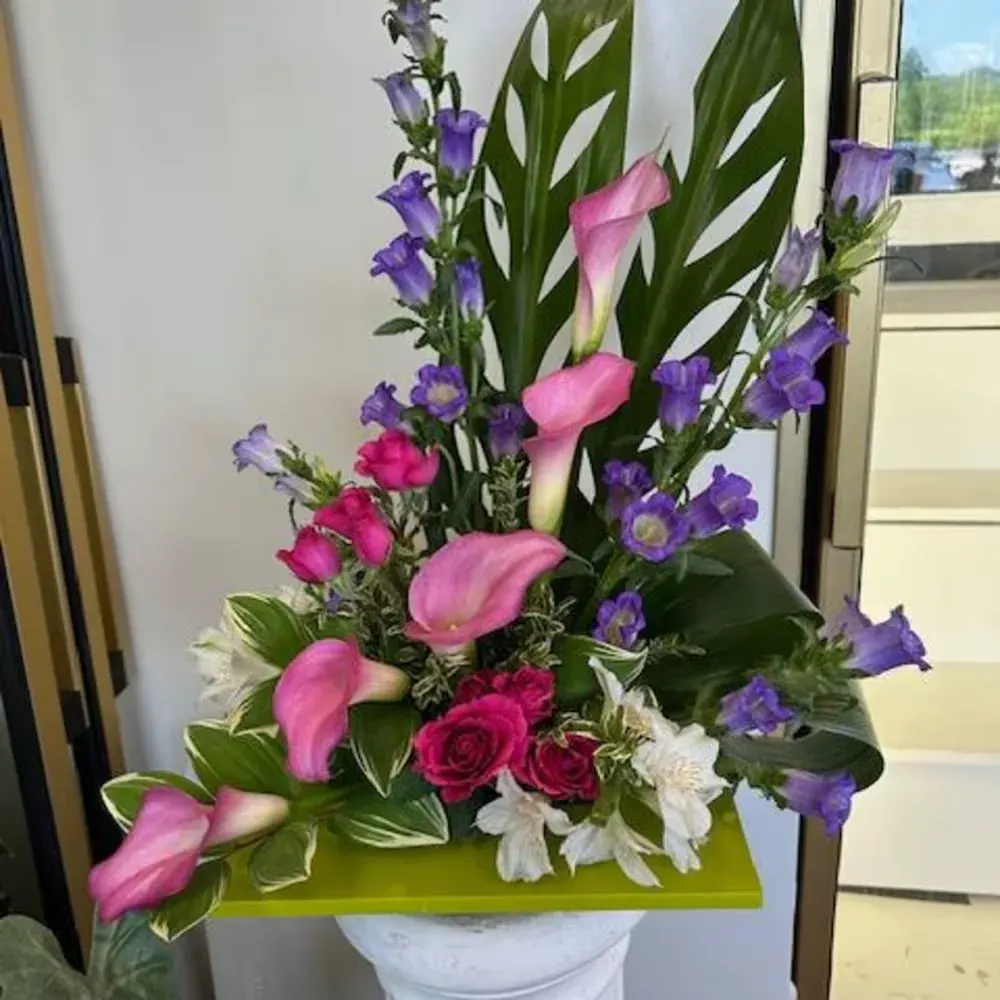 Contemporary Calla Lilies