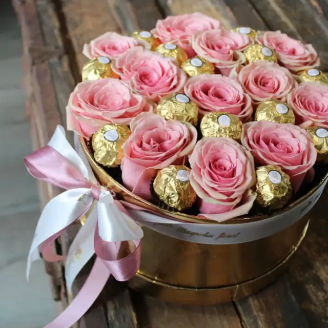 Rose gold box
