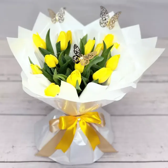 Excellent Yellow Tulips