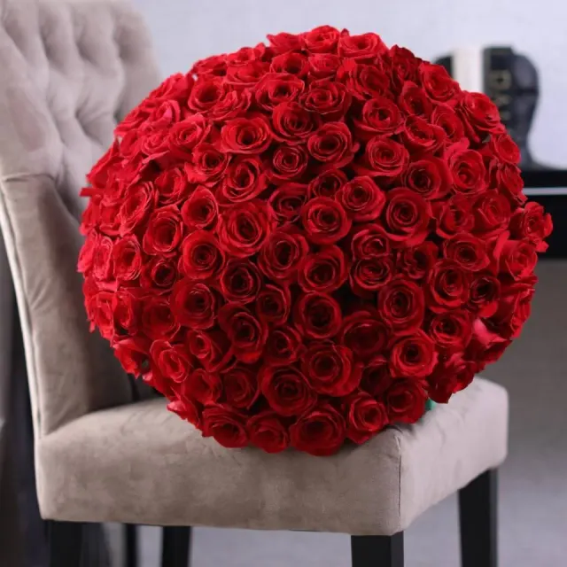 100 Roses Bouquet