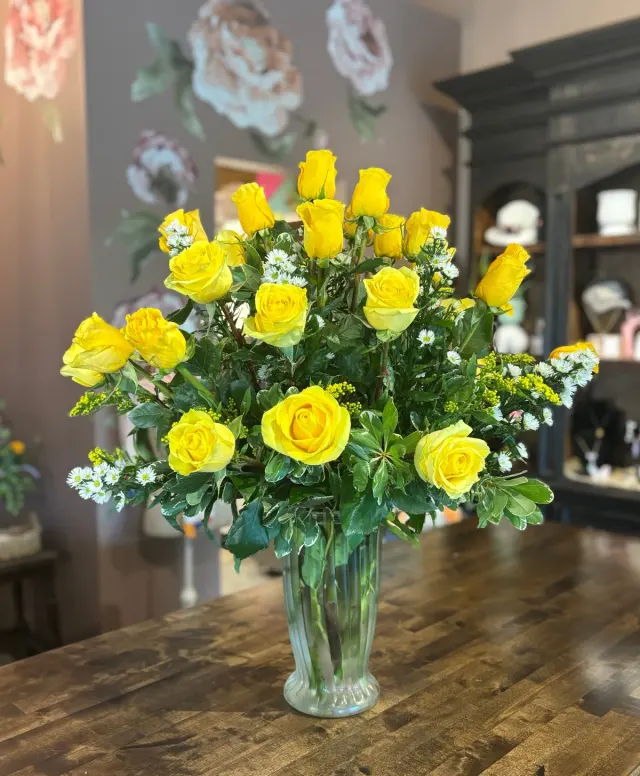 2 Dozen Yellow Roses
