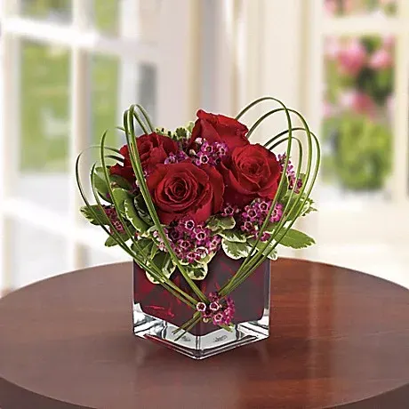 Sweet Thoughts Bouquet With Red Roses