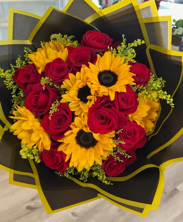 Rose & Sunflower Wrap