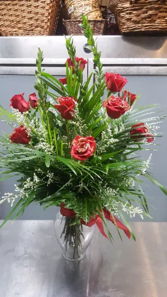 Gold Tipped Long Stem Dozen