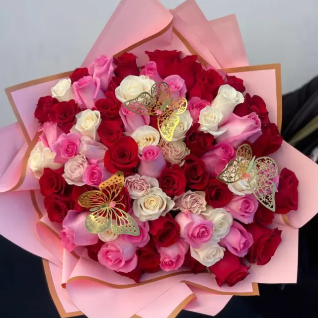 Ramo Buchón w/ butterflies