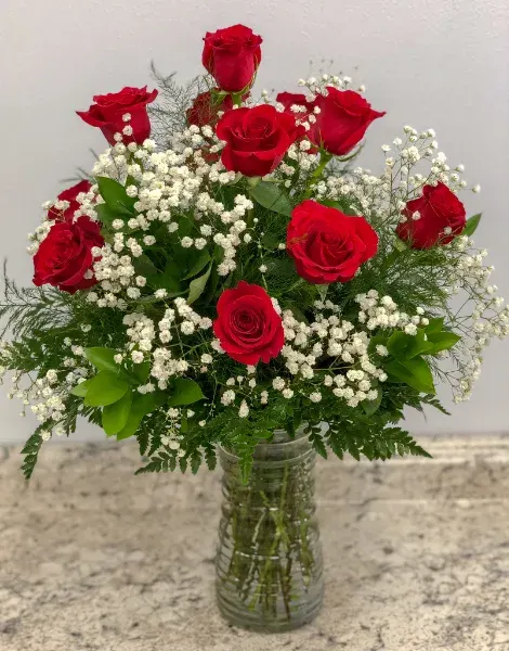 Classic Dozen Red Roses