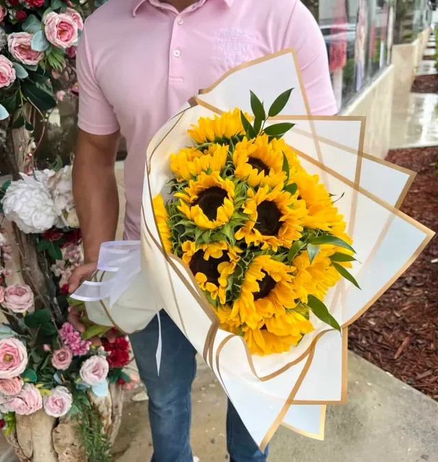 Ramo de Mano Amor de Girasoles