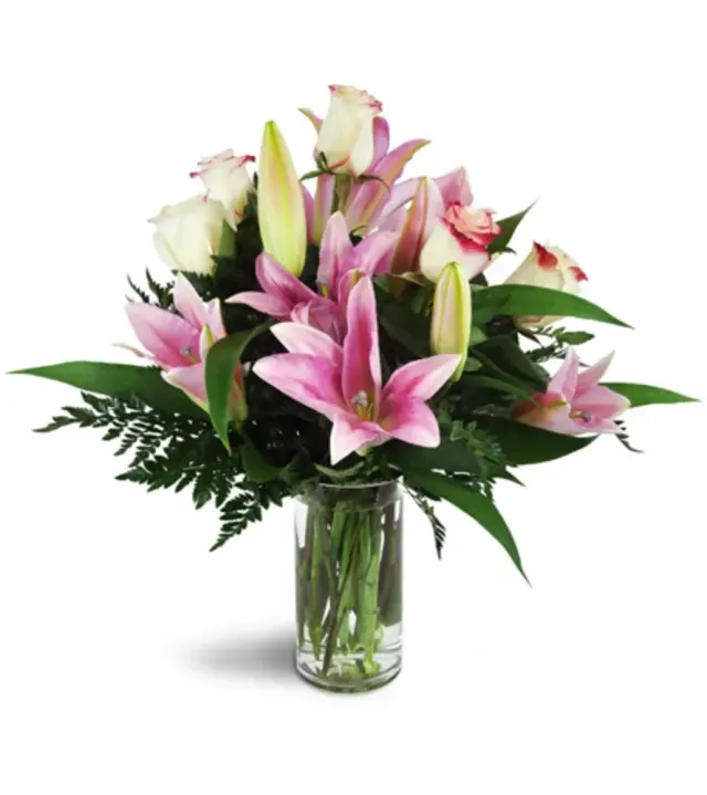 Alluring Roses and Lilies