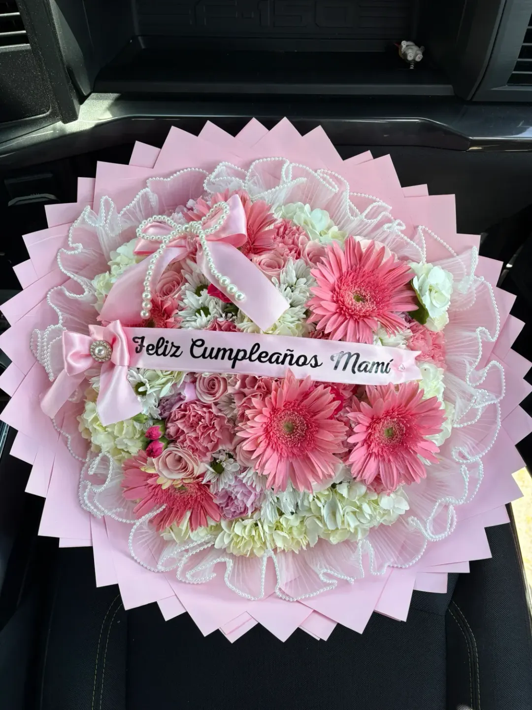 The Pretty Mix with Hydrangea