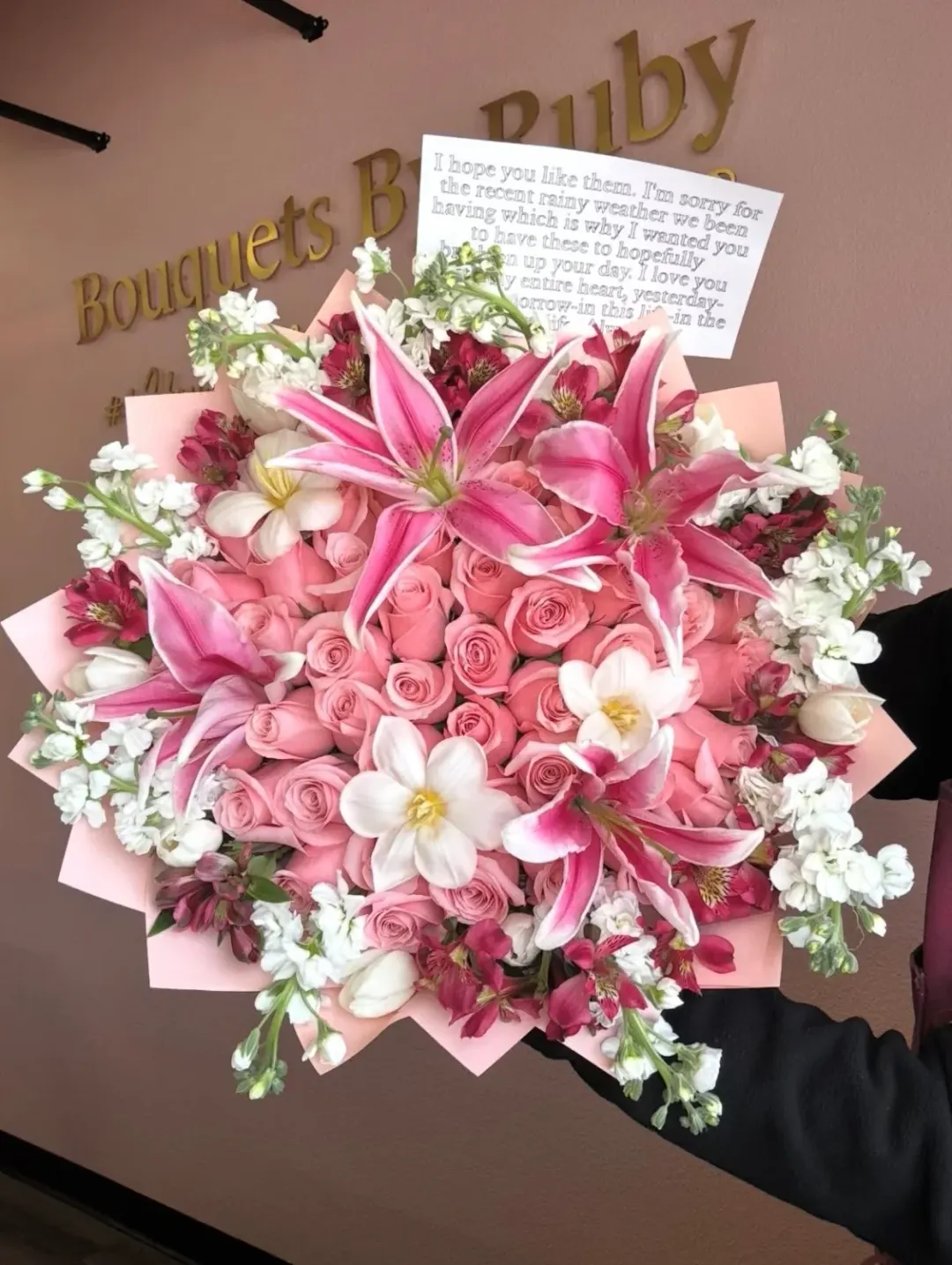 50 Sweet Pink Roses and Lilies Garden
