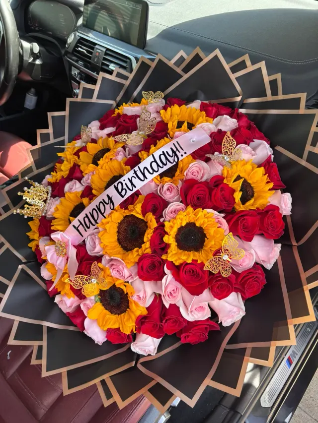 100 Roses and Sunflowers