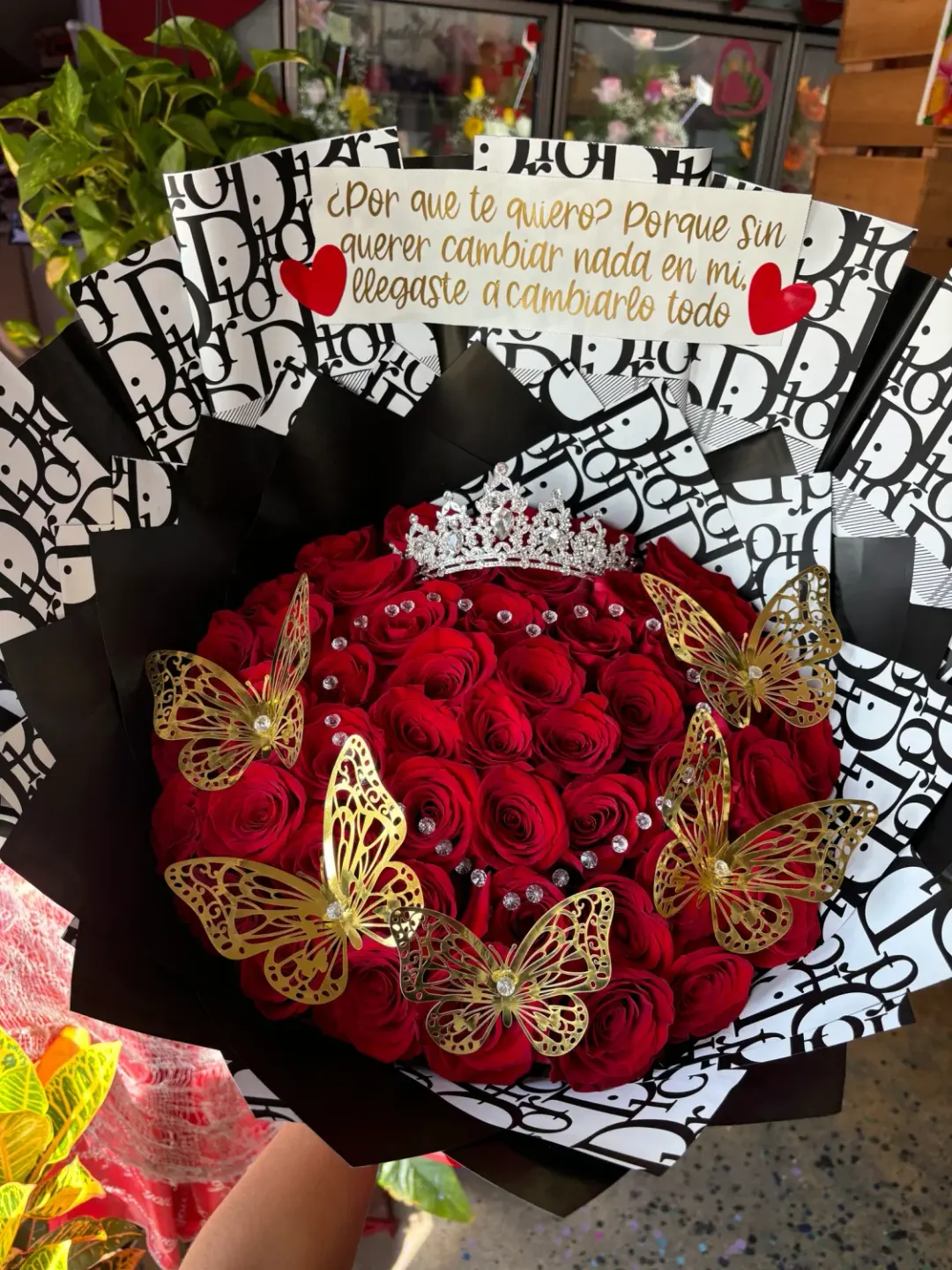 50 Roses Diamond Love