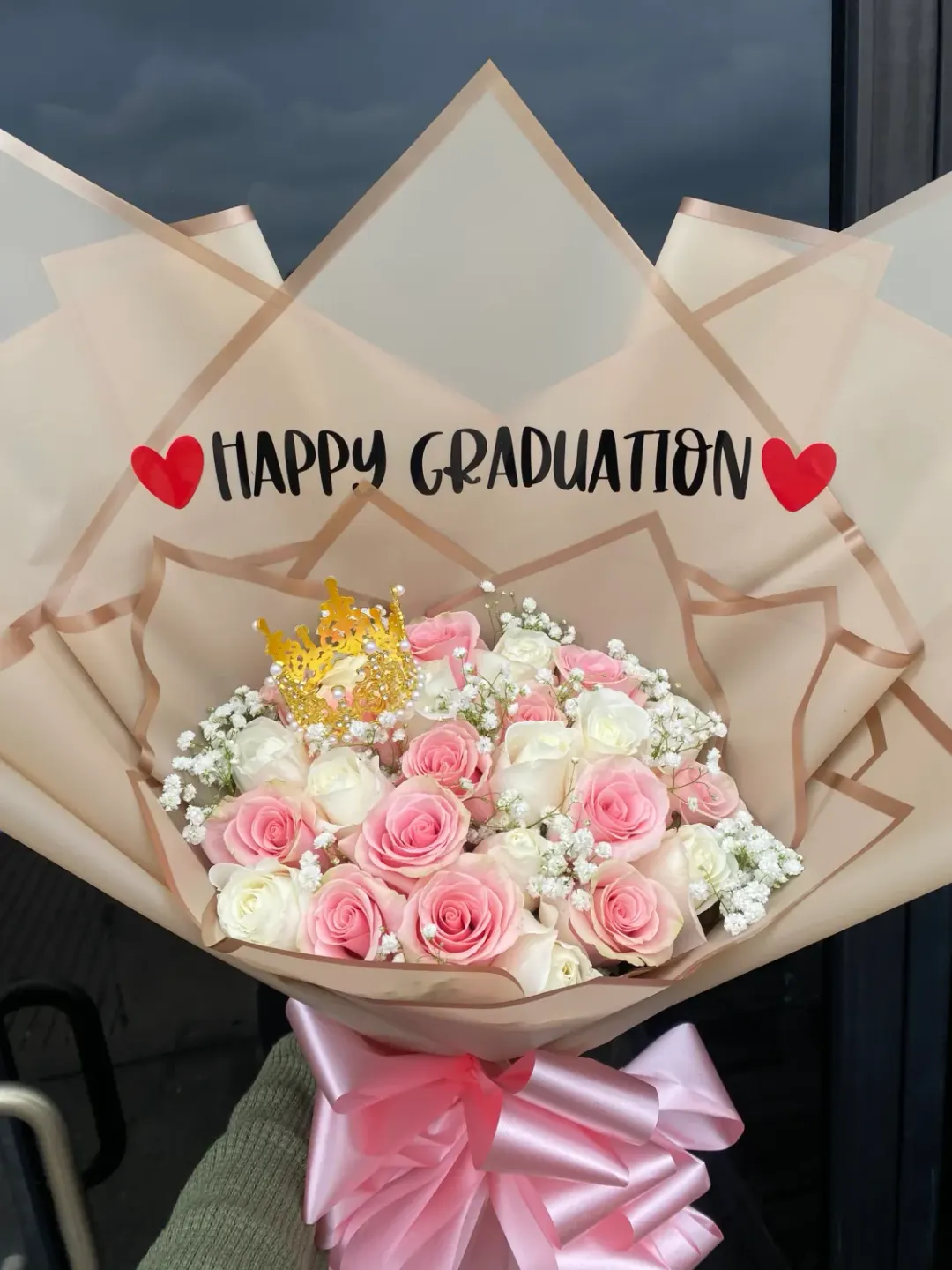 24 Pink Roses Lux with a Crown